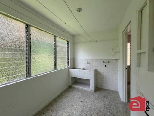 Apartamento de 3 alcobas en venta en San Lucas, Medellín, 155 m² · foto 5 de 17