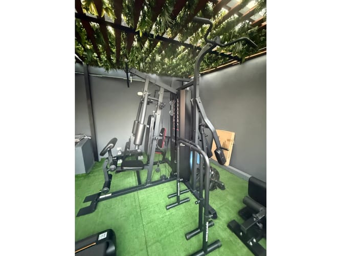 Casa de 5 alcobas en venta en Los Colores, Medellín, 371 m² · foto 21 de 24
