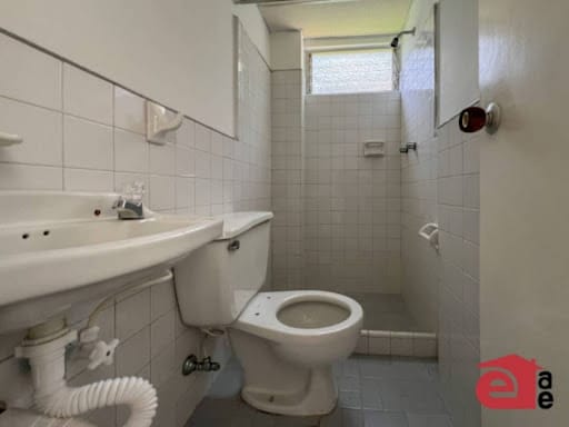 Apartamento de 3 alcobas en venta en San Lucas, Medellín, 155 m² · foto 14 de 17