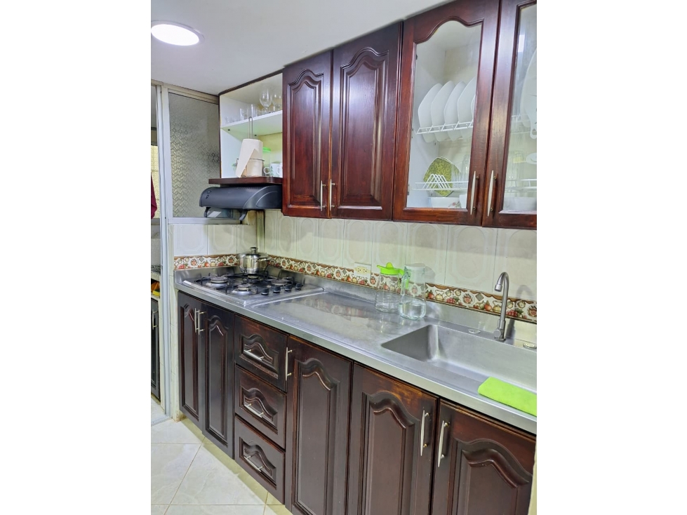 Apartamento en venta en La Milagrosa, Medellín · foto 8 de 17