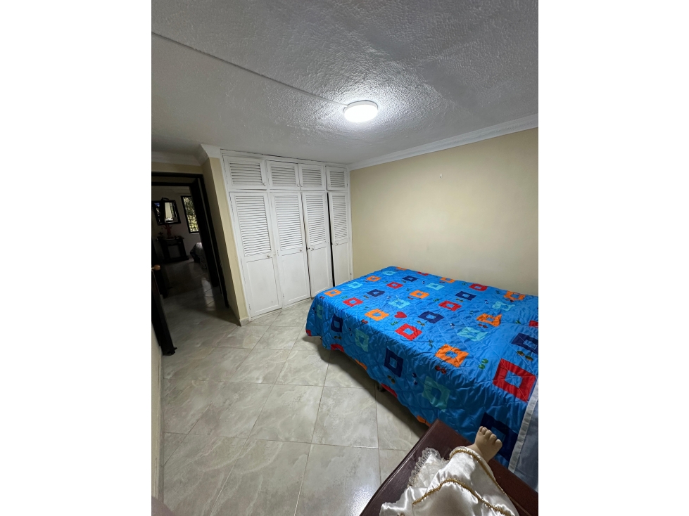 Apartamento en venta en La Milagrosa, Medellín · foto 14 de 17