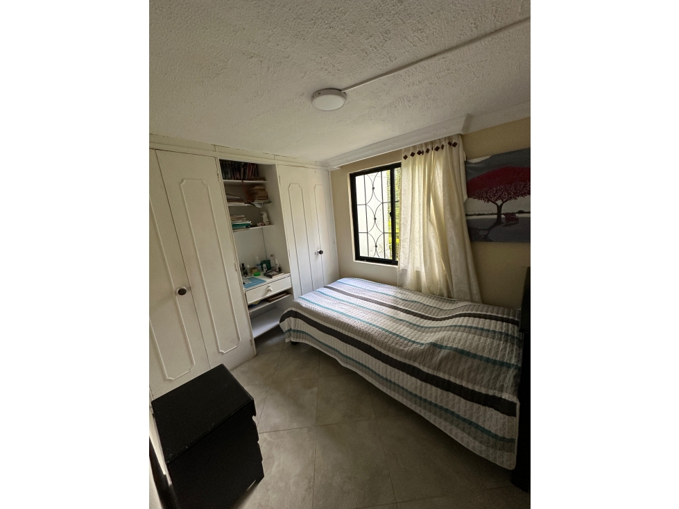 Apartamento en venta en La Milagrosa, Medellín · foto 15 de 17