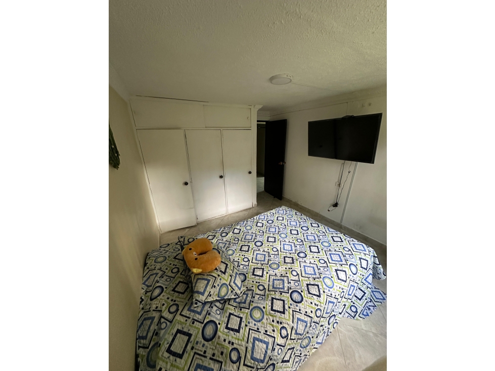 Apartamento en venta en La Milagrosa, Medellín · foto 16 de 17