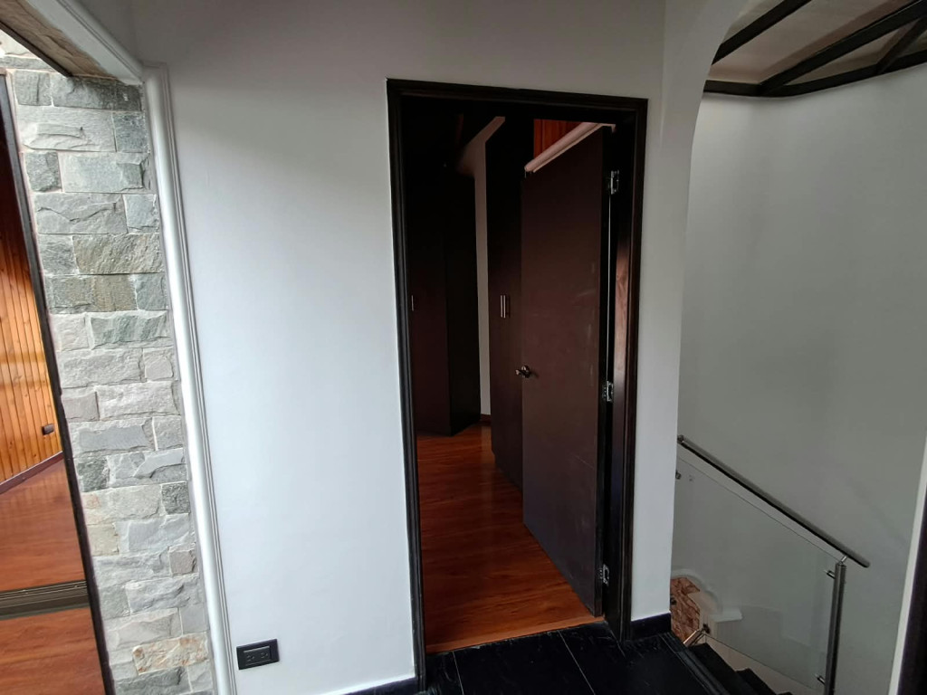 Apartamento en venta en Pasadena, Bogotá · foto 8 de 24