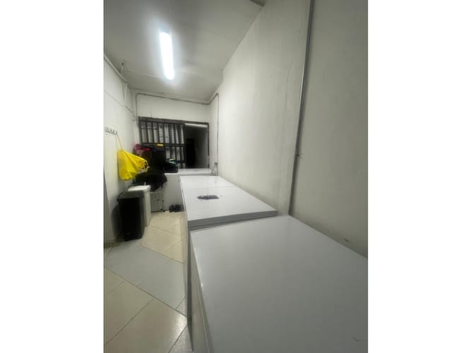 Local en venta en Andalucia, Bello, 75 m² · foto 6 de 13