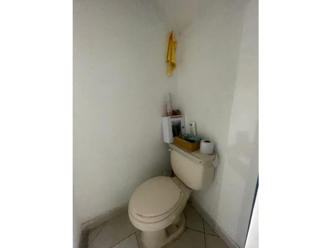 Local en venta en Andalucia, Bello, 75 m² · foto 7 de 13