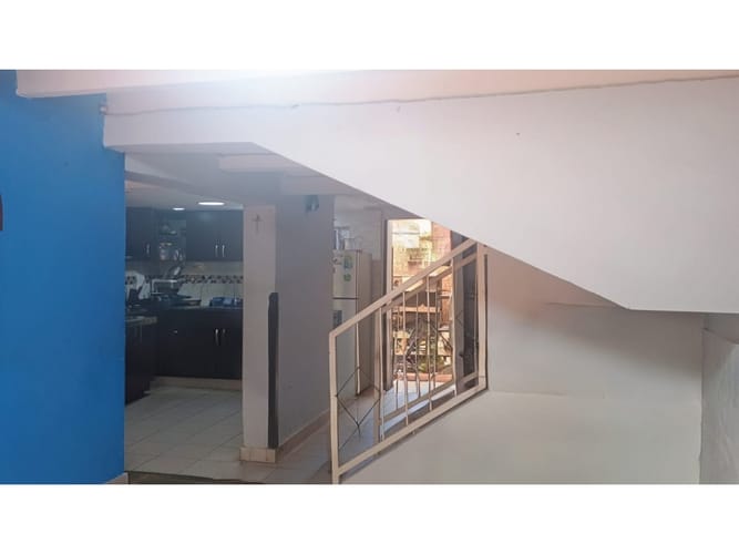 Casa de 4 alcobas en venta en Lagos Iii, Floridablanca, 93 m² · foto 3 de 15