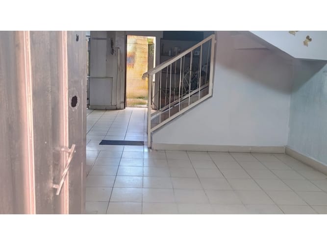 Casa de 4 alcobas en venta en Lagos Iii, Floridablanca, 93 m² · foto 4 de 15