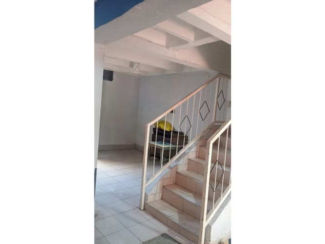 Casa de 4 alcobas en venta en Lagos Iii, Floridablanca, 93 m² · foto 5 de 15