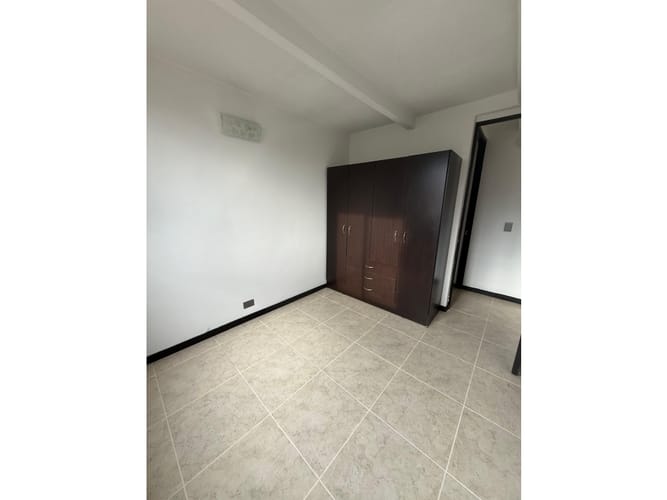 Apartamento de 3 alcobas en venta en Los Colores, Medellín, 83 m² · foto 10 de 18