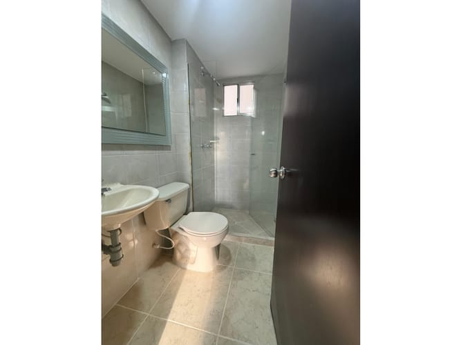 Apartamento de 3 alcobas en venta en Los Colores, Medellín, 83 m² · foto 11 de 18