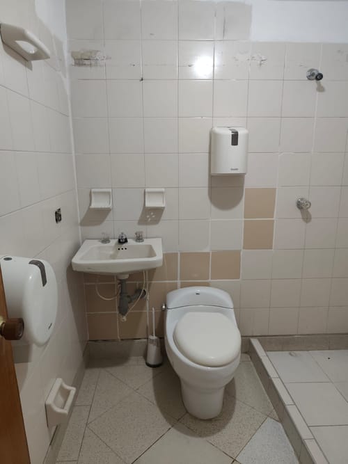 Local en arriendo en Alameda, Cali, 200 m² · foto 6 de 11