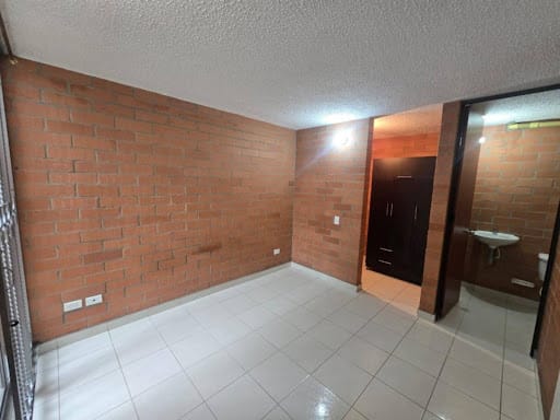 Apartamento de 3 alcobas en arriendo en Cr. La Finca Sm 9, Madrid, 77 m² · foto 22 de 23