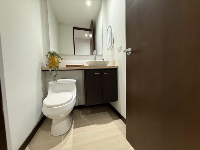 Apartamento de 2 alcobas en arriendo en El Tesoro, Medellín, 105 m² · foto 10 de 21