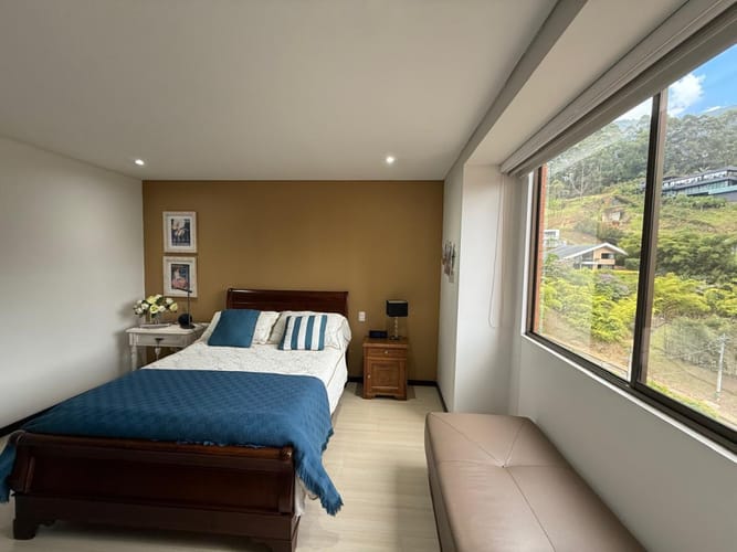 Apartamento de 2 alcobas en arriendo en El Tesoro, Medellín, 105 m² · foto 11 de 21