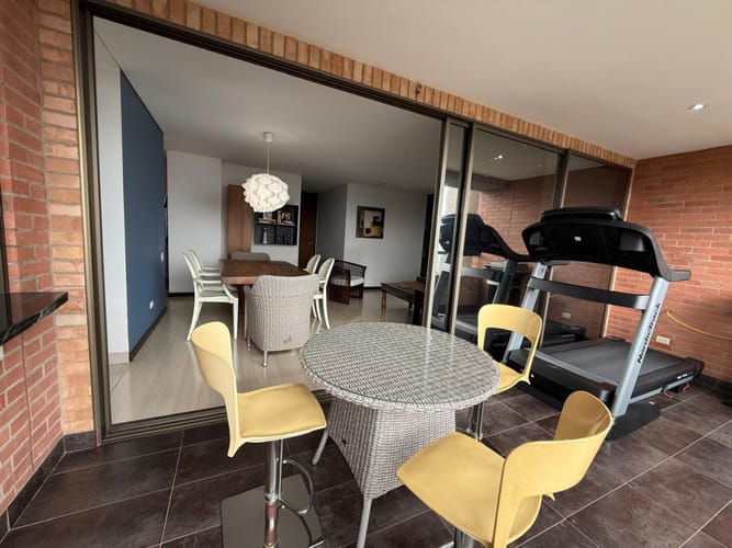 Apartamento de 2 alcobas en arriendo en El Tesoro, Medellín, 105 m² · foto 12 de 21
