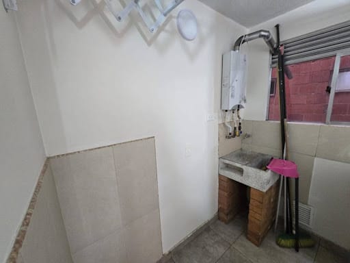 Apartamento de 3 alcobas en arriendo en Conjunto Residencial Zaragoza Ii, Madrid, 59 m² · foto 21 de 21