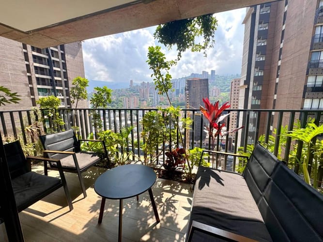 Apartamento de 1 alcoba en arriendo en Simesa, Medellín, 70 m² · foto 3 de 16