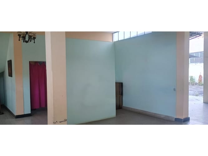 Casa de 7 alcobas en venta en San Alonso, Bucaramanga, 444 m² · foto 2 de 24