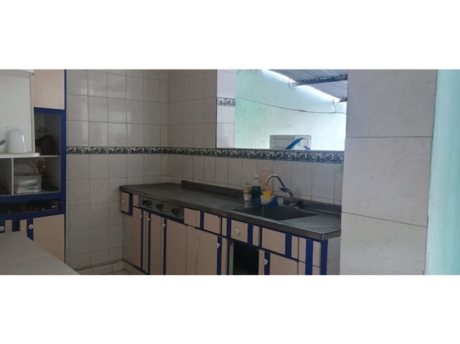 Casa de 7 alcobas en venta en San Alonso, Bucaramanga, 444 m² · foto 6 de 24