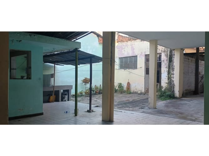 Casa de 7 alcobas en venta en San Alonso, Bucaramanga, 444 m² · foto 9 de 24