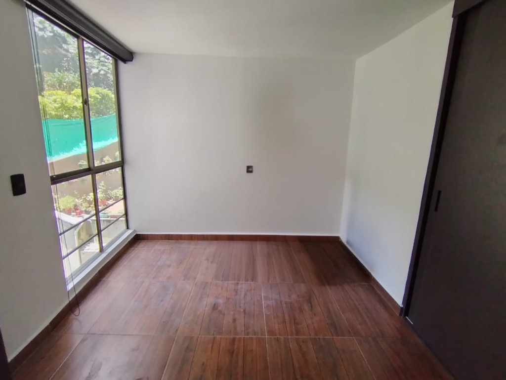 Apartamento en arriendo en Belén, Medellín · foto 3 de 10