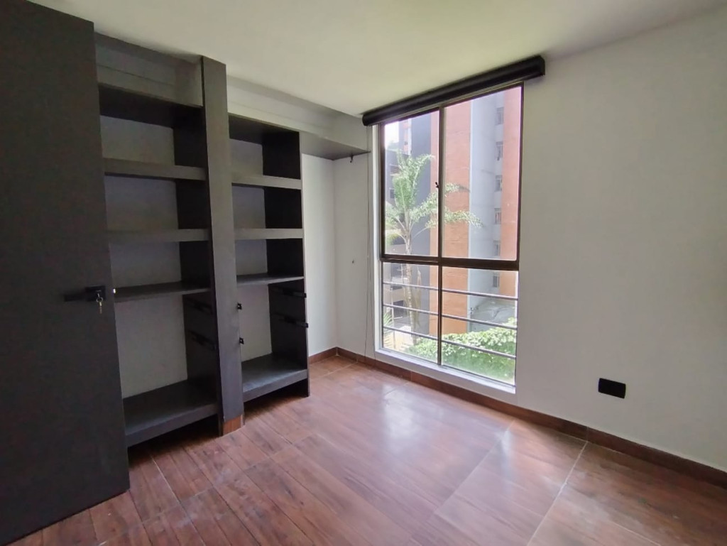 Apartamento en arriendo en Belén, Medellín · foto 5 de 10