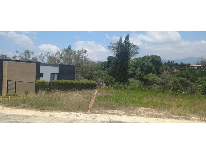 Lote en venta en Ruitoque Bajo, Girón, 692 m² · foto 3 de 5