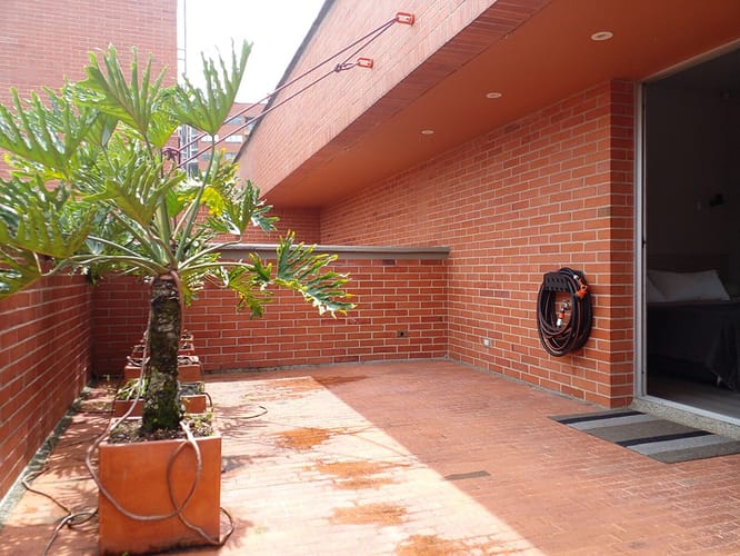Apartamento de 3 alcobas en venta en El Poblado, Medellín, 202 m² · foto 17 de 18