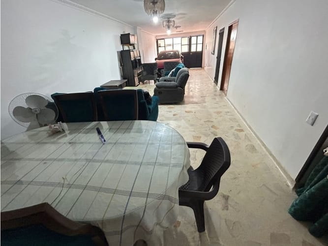 Casa de 9 alcobas en venta en San Alonso, Bucaramanga, 540 m² · foto 4 de 20