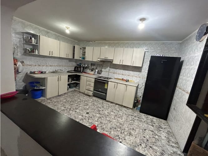 Casa de 9 alcobas en venta en San Alonso, Bucaramanga, 540 m² · foto 7 de 20