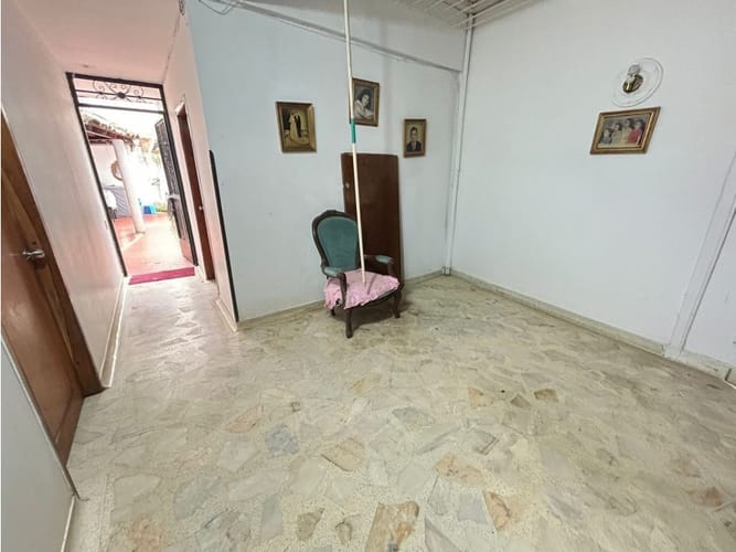 Casa de 9 alcobas en venta en San Alonso, Bucaramanga, 540 m² · foto 11 de 20