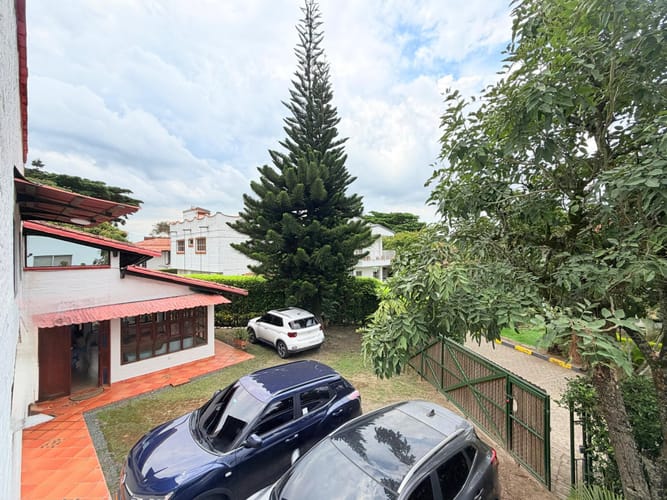 Casa de 5 alcobas en venta en Cascajal, Cali, 295 m² · foto 2 de 17