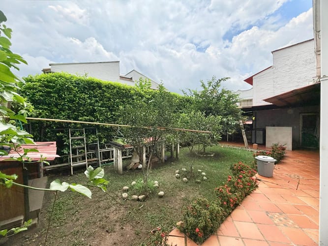 Casa de 5 alcobas en venta en Cascajal, Cali, 295 m² · foto 10 de 17