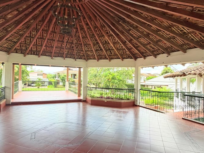 Casa de 5 alcobas en venta en Cascajal, Cali, 295 m² · foto 16 de 17