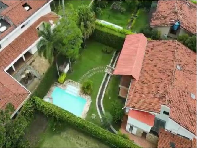 Casa de 4 alcobas en venta en Pance, Cali, 400 m² · foto 3 de 24
