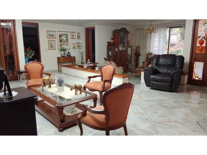 Casa de 6 alcobas en venta en Pance, Cali, 450 m² · foto 10 de 19