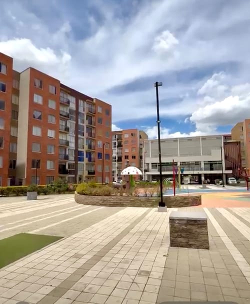 Apartamento de 3 alcobas en venta en Conjunto Residencial Abundara, Madrid, 63 m² · foto 2 de 24
