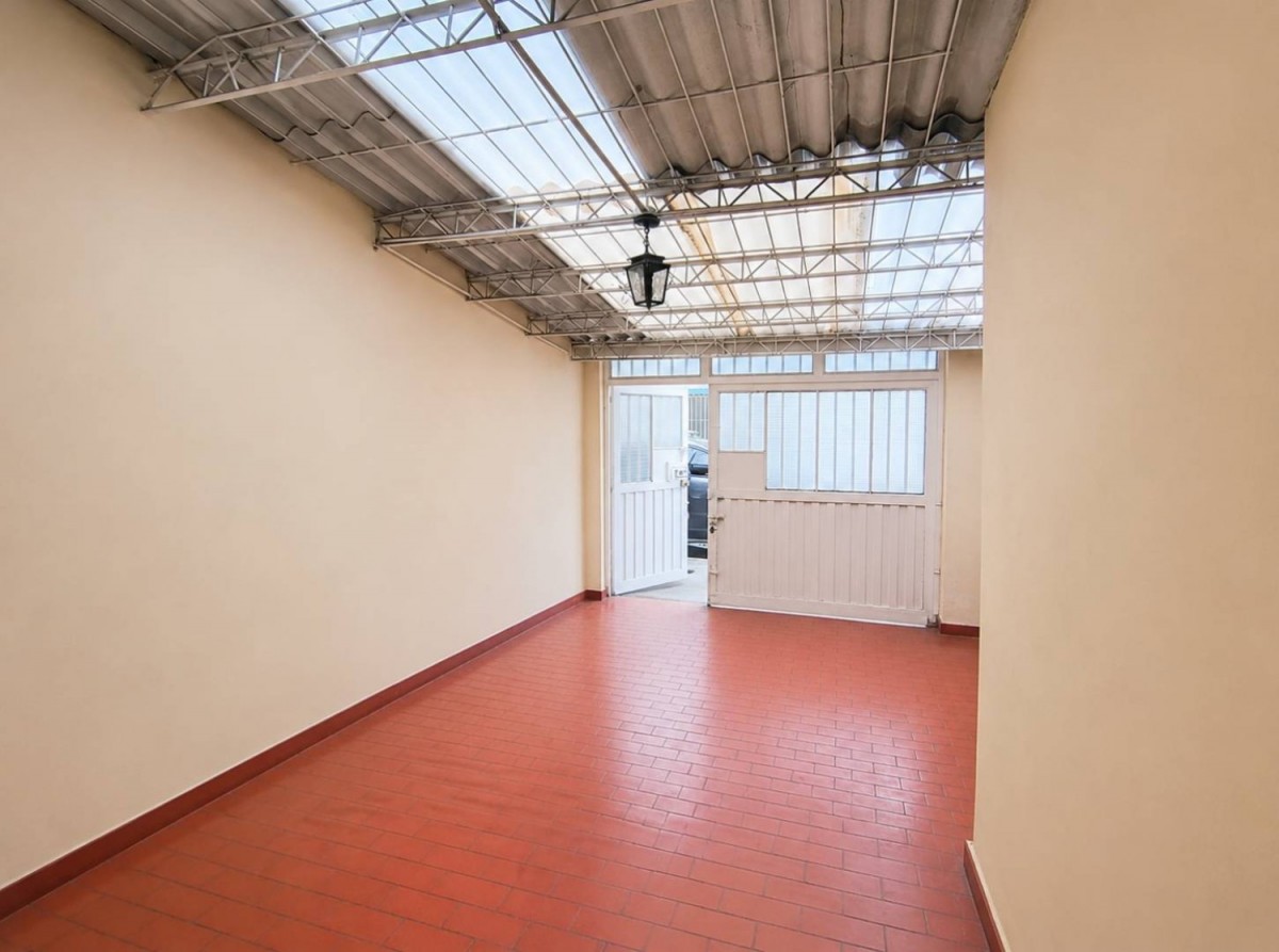 Casa en venta en Las Orquideas, Bogotá · foto 2 de 24