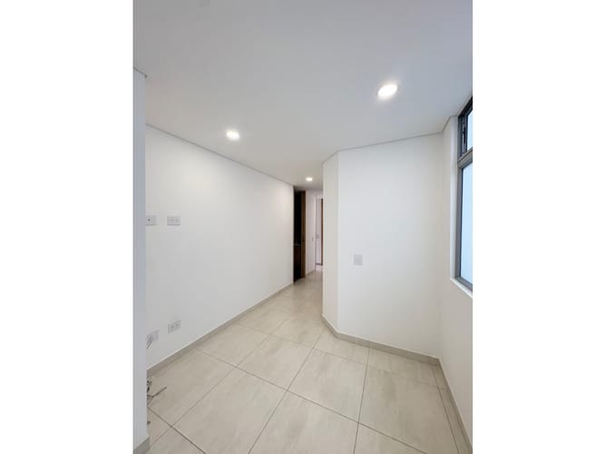Apartamento de 3 alcobas en arriendo en Las Vegas, Envigado, 104 m² · foto 5 de 12