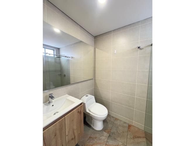 Apartamento de 3 alcobas en arriendo en Las Vegas, Envigado, 104 m² · foto 11 de 12