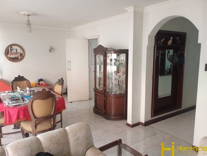 Apartamento de 4 alcobas en arriendo en Conquistadores, Medellín, 150 m² · foto 3 de 21