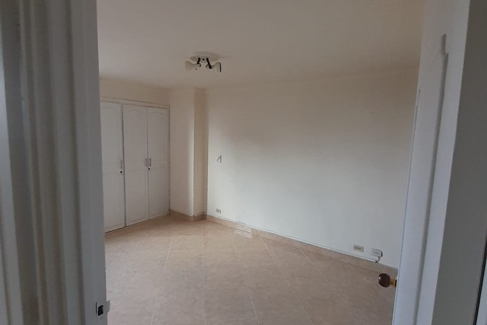 Apartamento en venta en Jardines, Envigado · foto 20 de 24