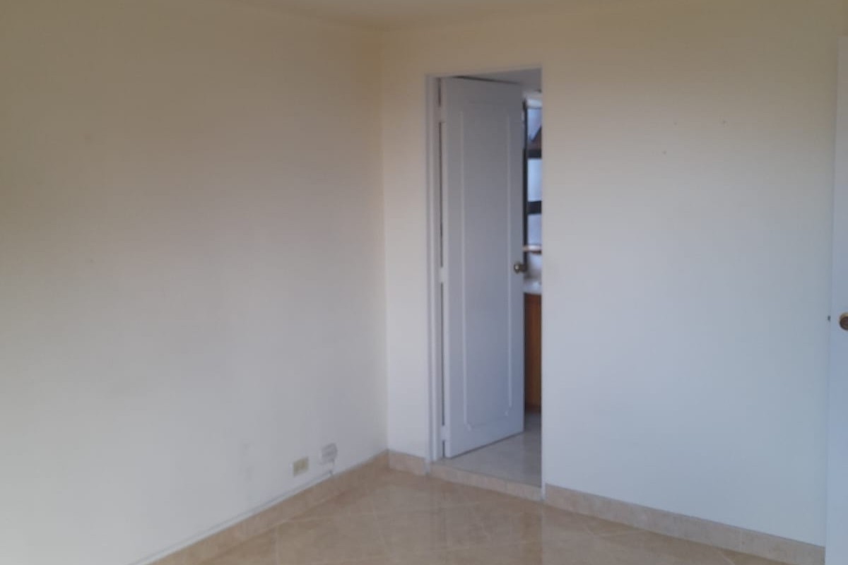 Apartamento en venta en Jardines, Envigado · foto 21 de 24