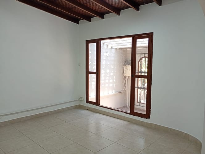 Oficina en arriendo en Laureles, Medellín, 300 m² · foto 5 de 14