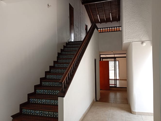 Oficina en arriendo en Laureles, Medellín, 300 m² · foto 2 de 14
