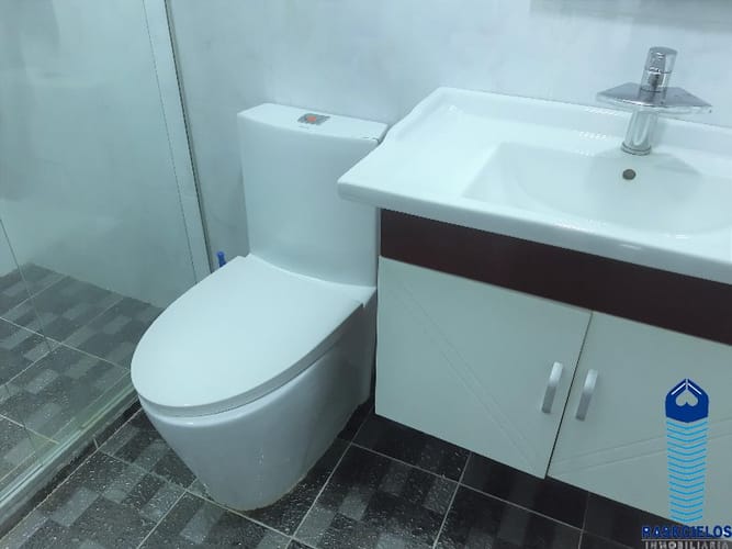 Apartamento de 3 alcobas en arriendo en La Castellana, Medellín, 100 m² · foto 6 de 7