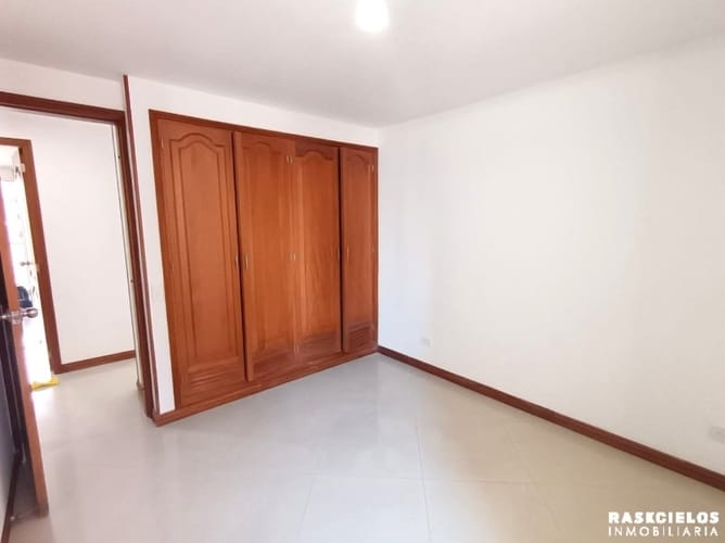 Apartamento de 3 alcobas en arriendo en Las Acacias, Medellín, 107 m² · foto 6 de 19