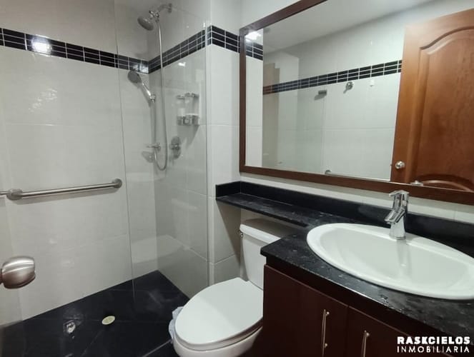 Apartamento de 3 alcobas en arriendo en Las Acacias, Medellín, 107 m² · foto 10 de 19