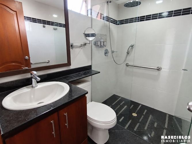 Apartamento de 3 alcobas en arriendo en Las Acacias, Medellín, 107 m² · foto 14 de 19